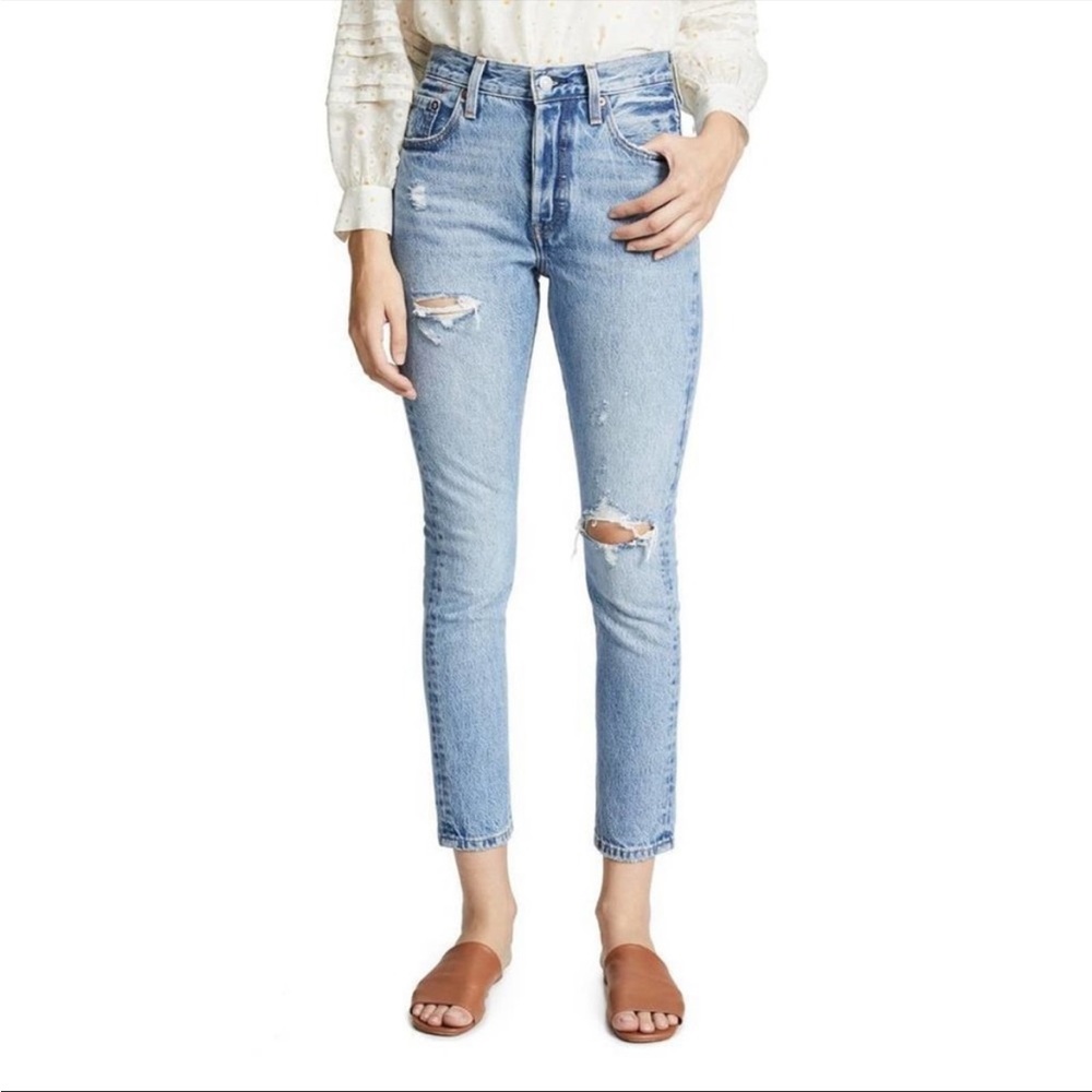 Levi’s 501 Skinny in Can’t Touch This